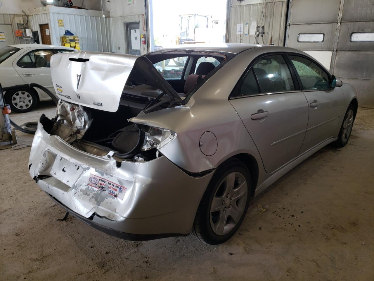 Photo 4 from auction – 2010 PONTIAC G6 with VIN 1G2ZA5E06A4119082