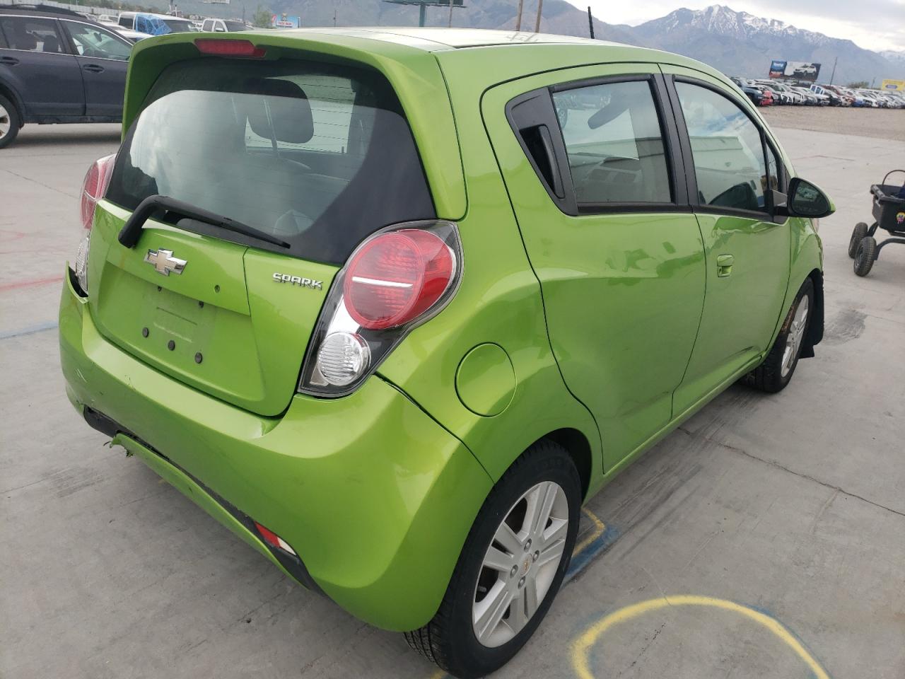 Photo 4 from auction – 2014 CHEVROLET SPARK 1LT with VIN KL8CD6S9XEC565094