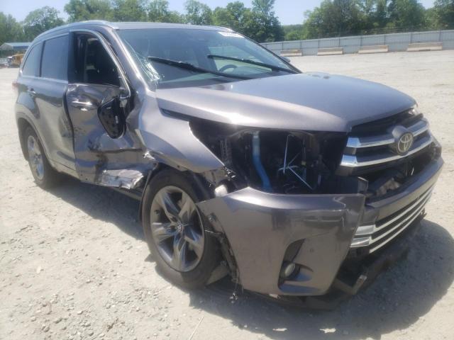TOYOTA HIGHLANDER 2017 with VIN 5TDDZRFH5HS407927 - Photo from auction