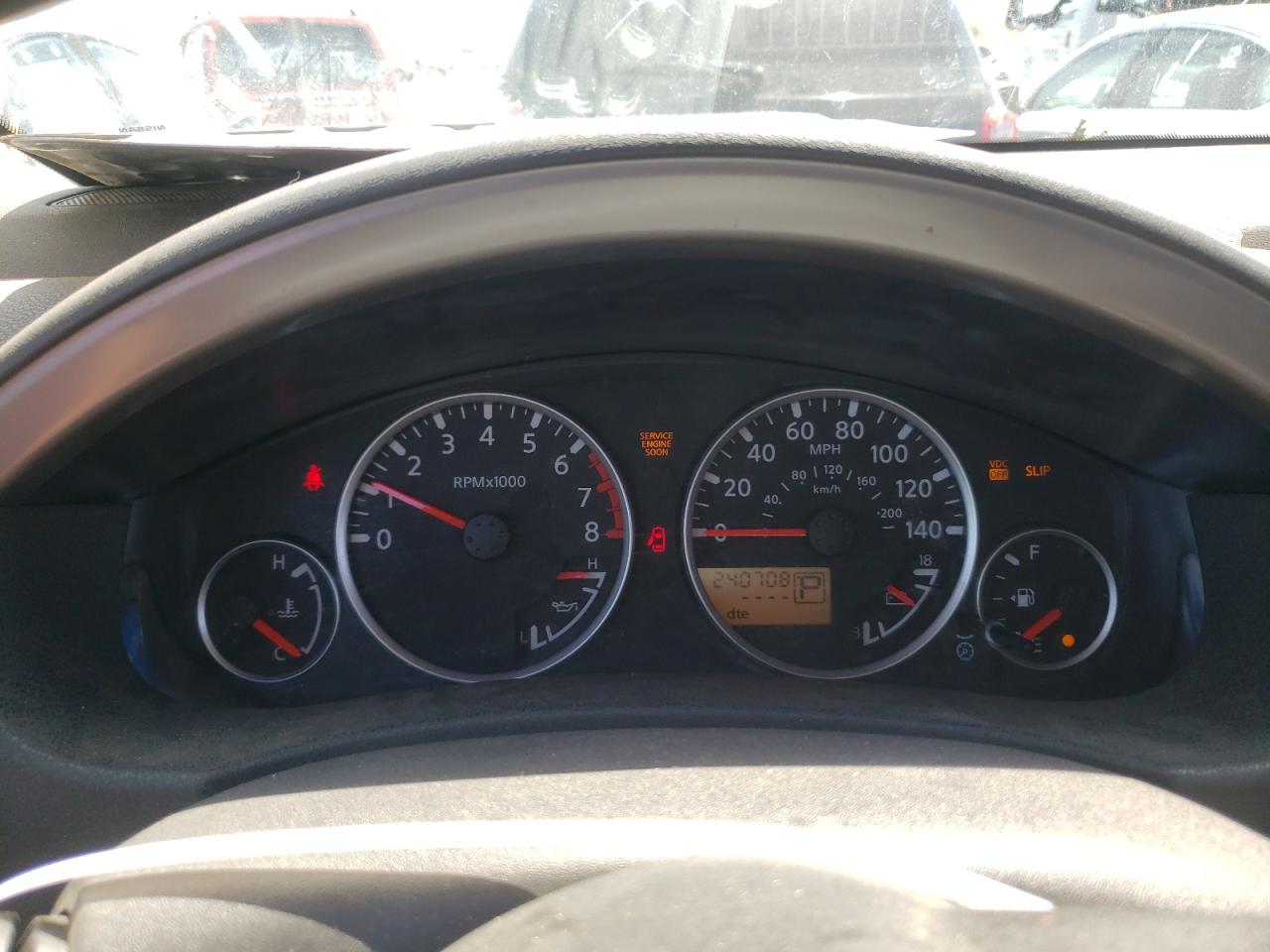 Photo 8 from auction – 2005 NISSAN PATHFINDER with VIN 5N1AR18U45C770906