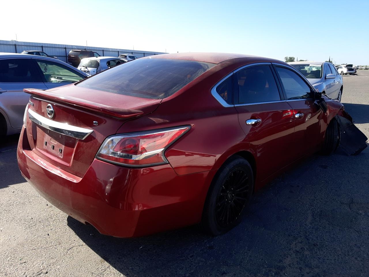 Photo 4 from auction – 2015 NISSAN ALTIMA 2.5 with VIN 1N4AL3AP3FC261922