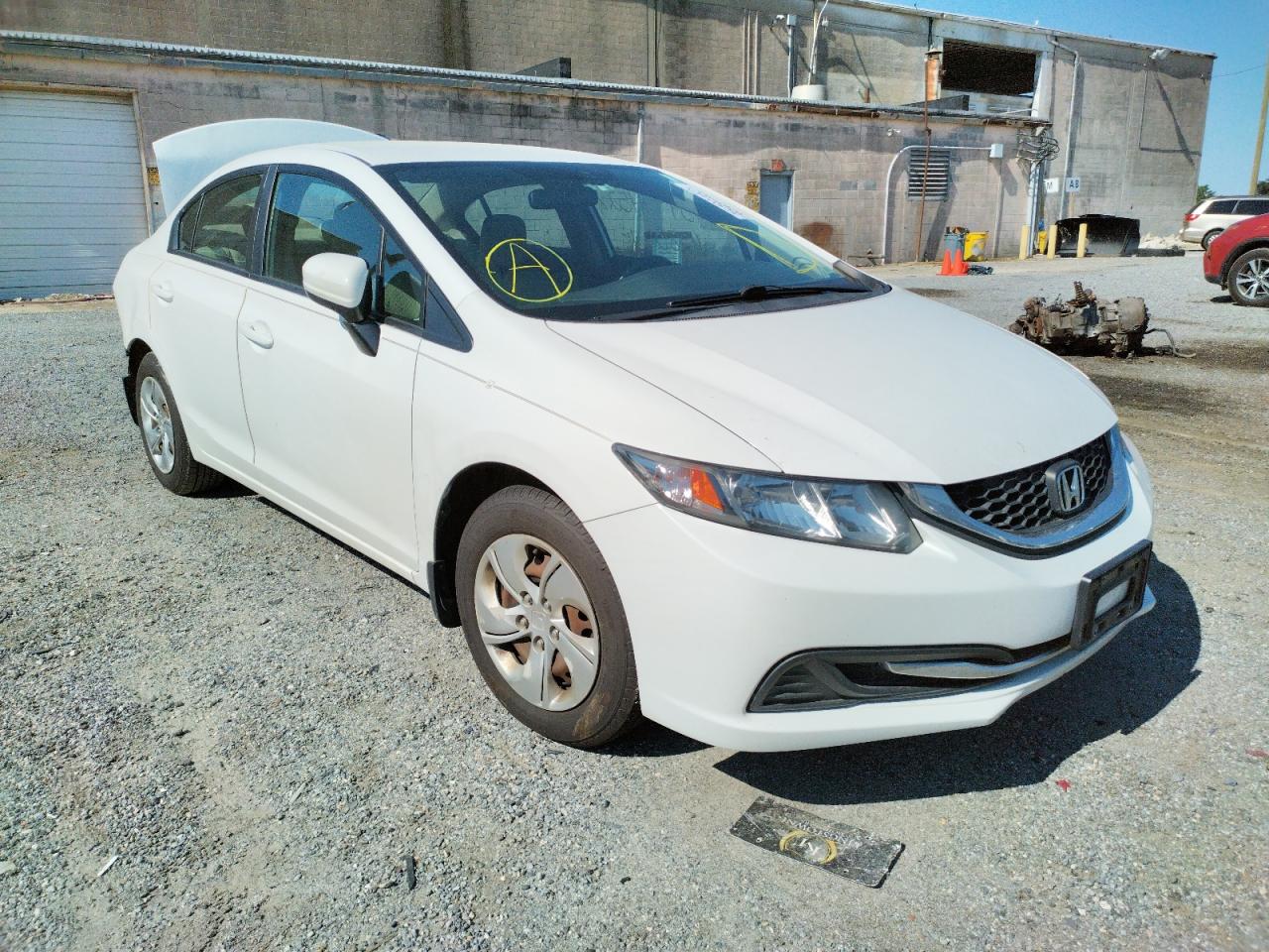 Photo 1 from auction – 2015 HONDA CIVIC LX with VIN 19XFB2F51FE008983
