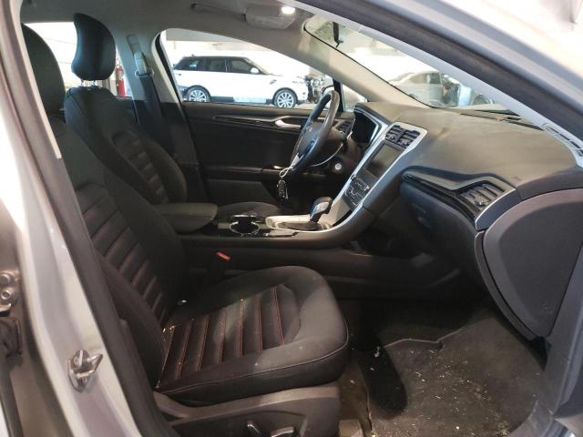 Photo 5 from auction – 2016 FORD FUSION SE with VIN 3FA6P0HD1GR253129