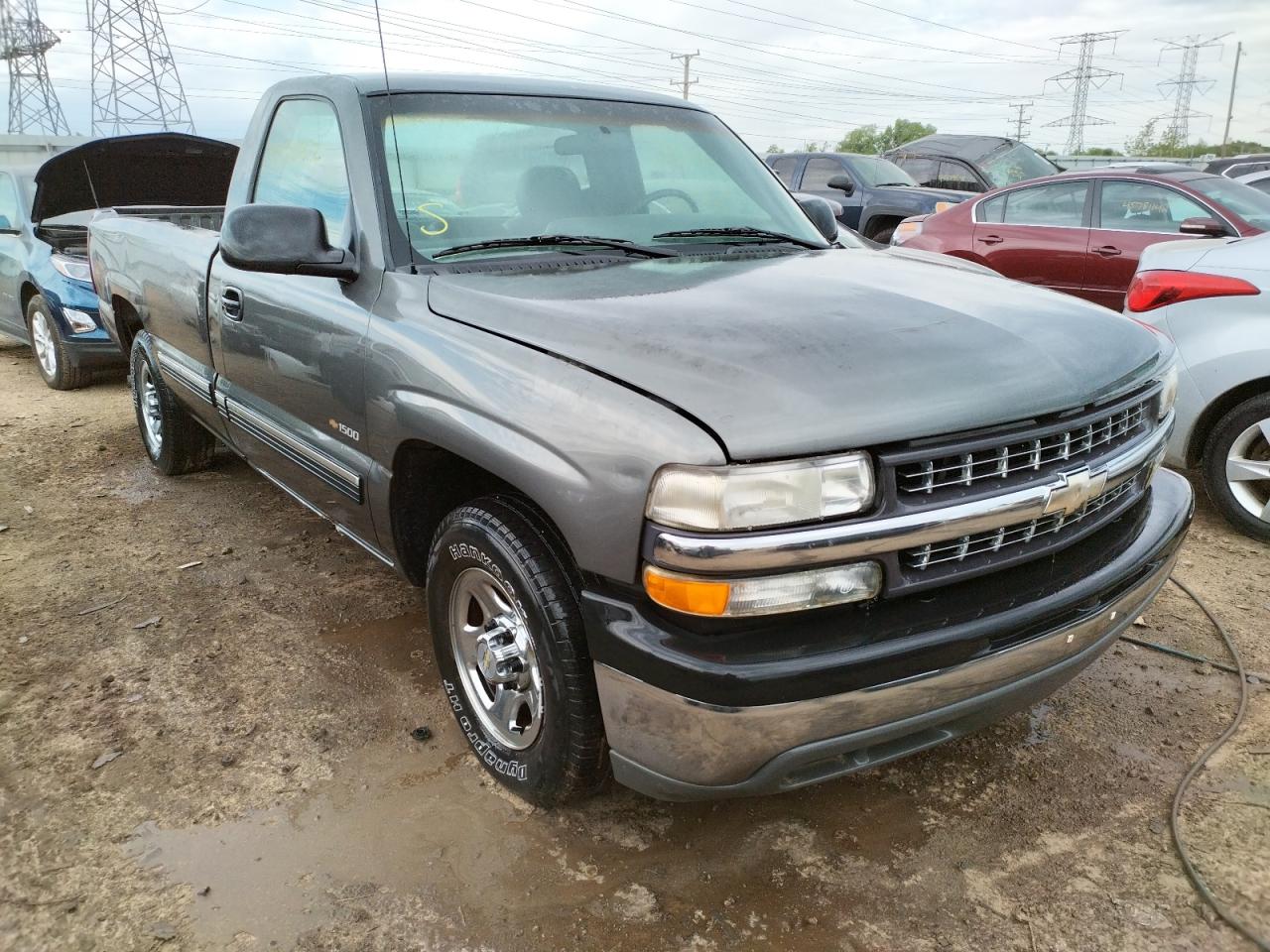 CHEVROLET SILVERADO 2002 with VIN 1GCEC14W72Z142751 - Photo from auction