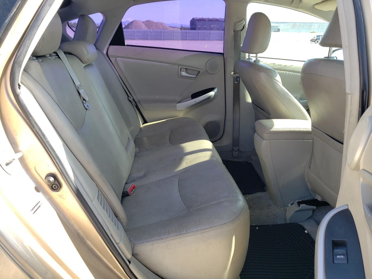 Photo 6 from auction – 2010 TOYOTA PRIUS with VIN JTDKN3DU5A1309984