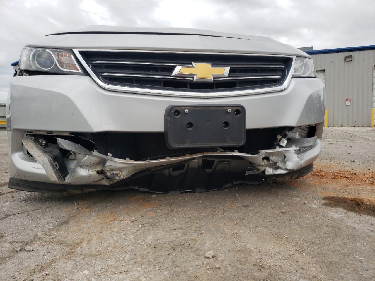Photo 9 from auction – 2018 CHEVROLET IMPALA LT with VIN 1G1105SA6JU130150
