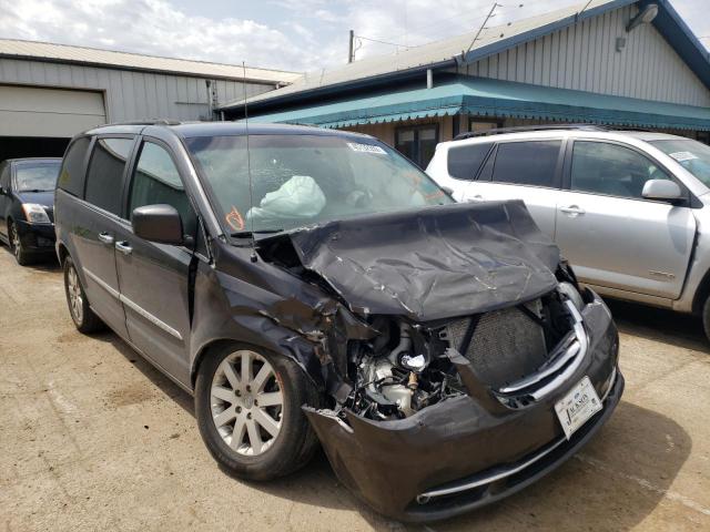 CHRYSLER TOWN & COU 2015 with VIN 2C4RC1BG3FR662250 - Photo from auction