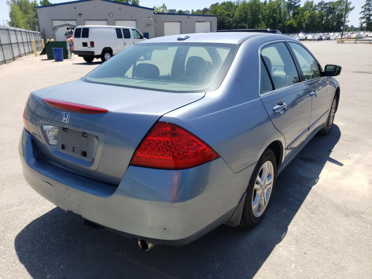 Photo 4 from auction – 2007 HONDA ACCORD with VIN 1HGCM56827A015889