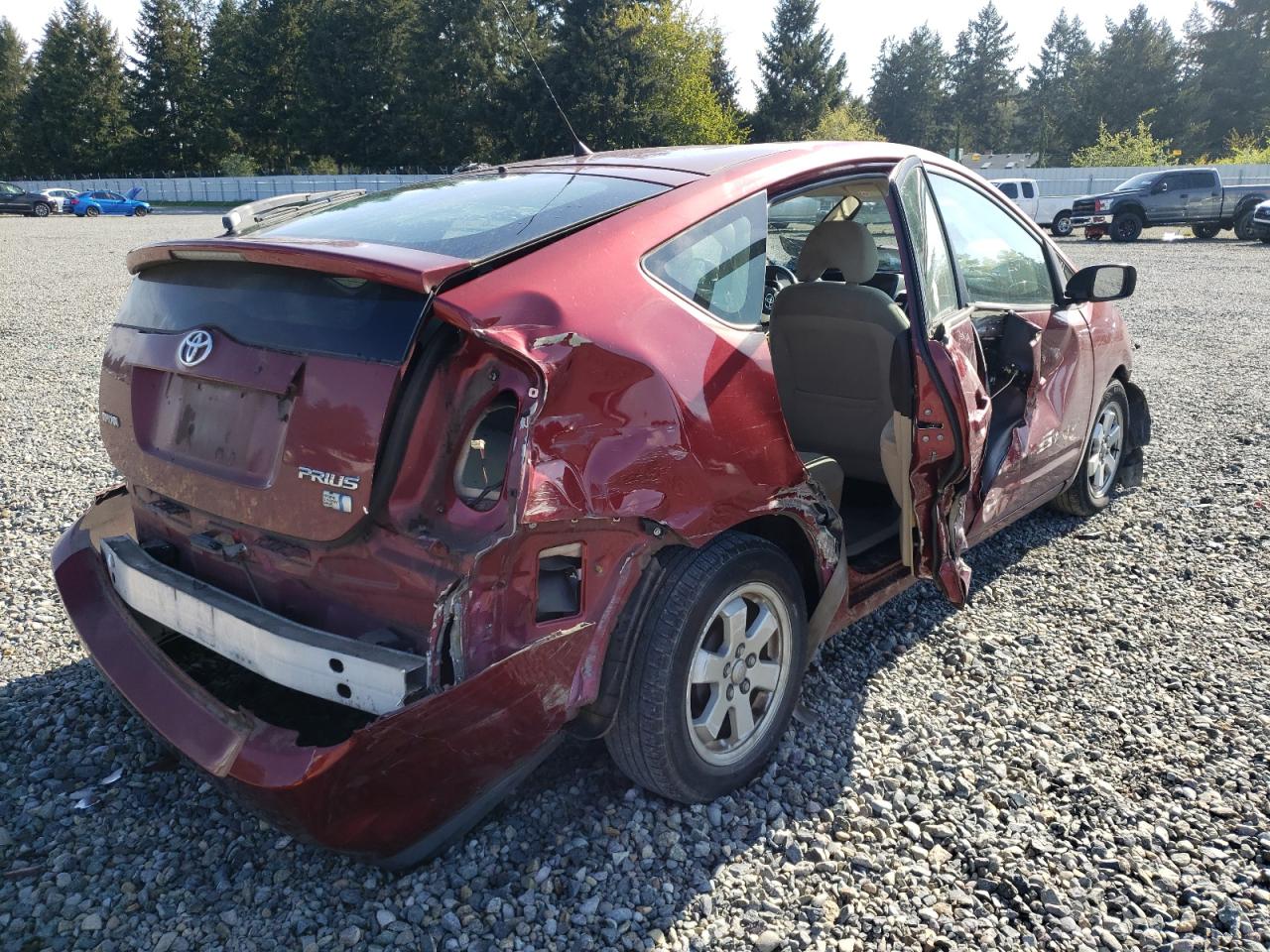 Photo 4 from auction – 2005 TOYOTA PRIUS with VIN JTDKB20U553079978
