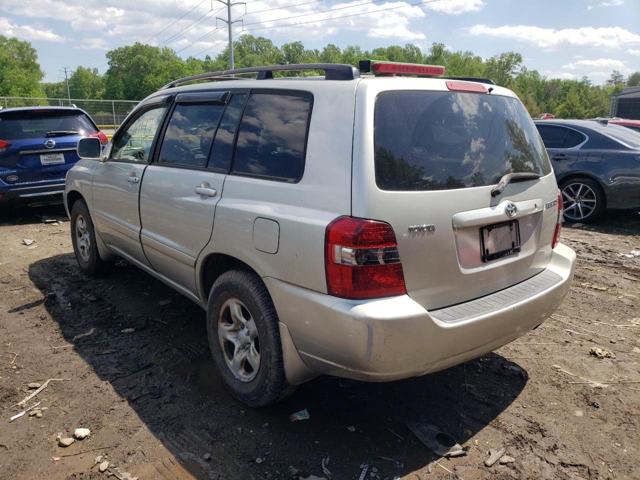 Photo 3 from auction – 2005 TOYOTA HIGHLANDER with VIN JTEGD21A450109506