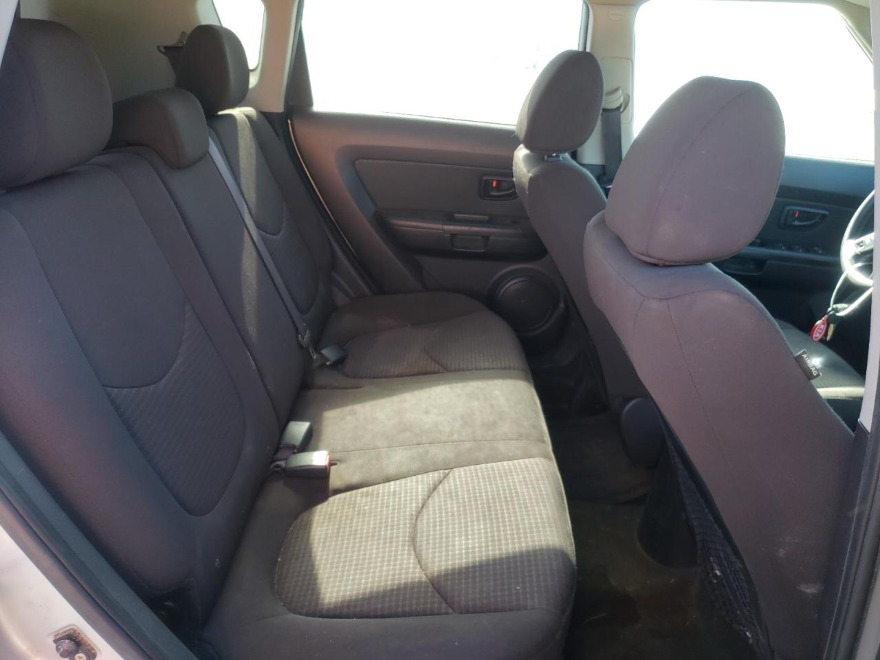 Photo 6 from auction – 2012 KIA SOUL with VIN KNDJT2A50C7406180
