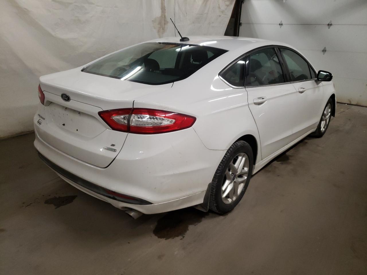 Photo 4 from auction – 2013 FORD FUSION SE with VIN 3FA6P0HR3DR127832