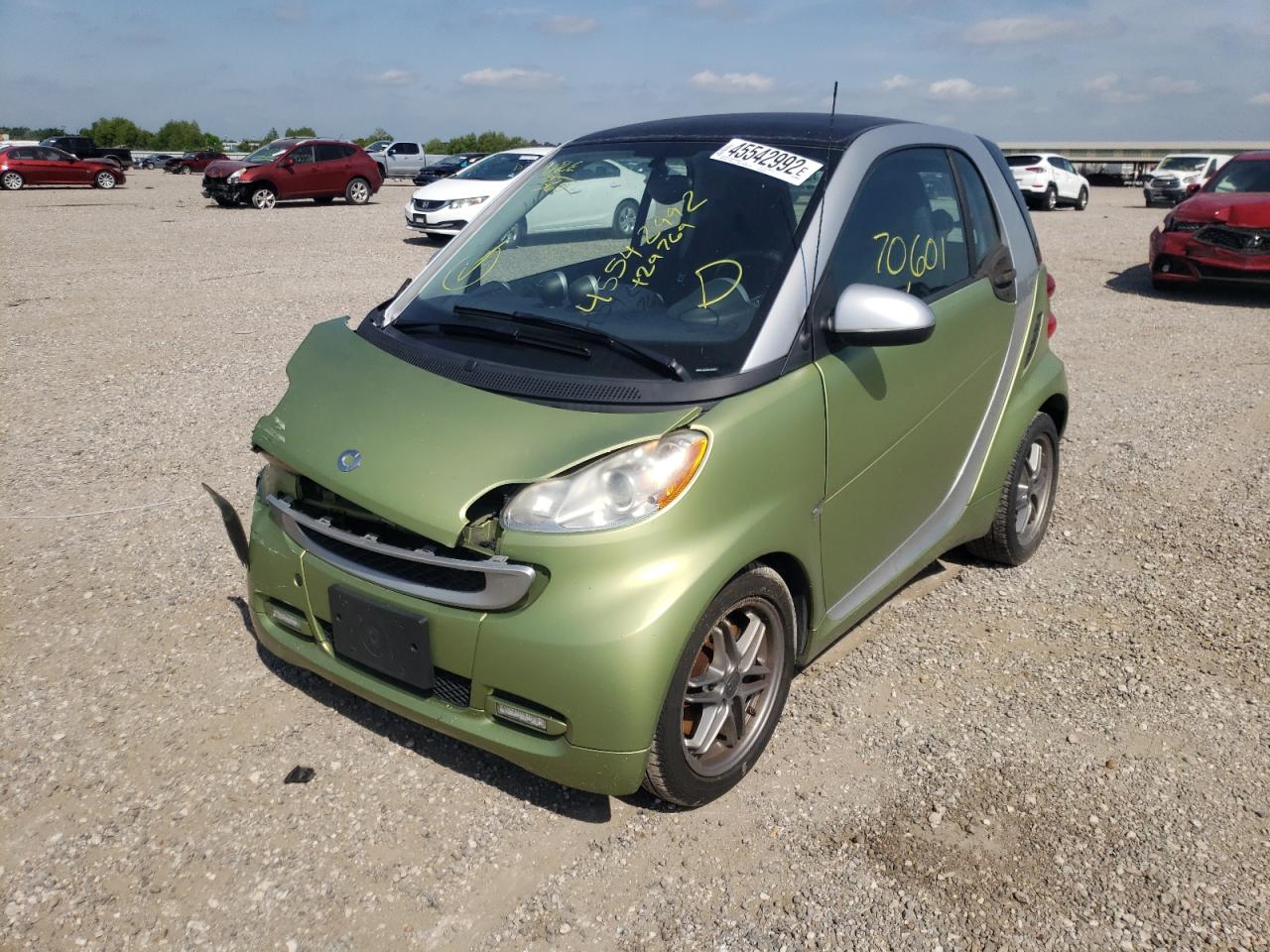 Photo 2 from auction – 2011 SMART FORTWO PUR with VIN WMEEJ3BA0BK429769
