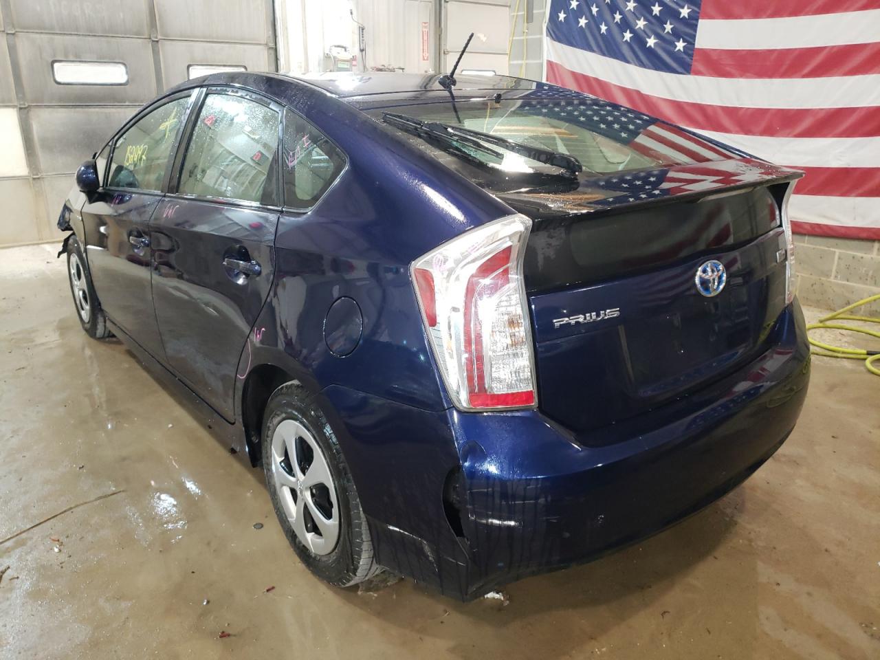 Photo 3 from auction – 2013 TOYOTA PRIUS with VIN JTDKN3DU1D0351787