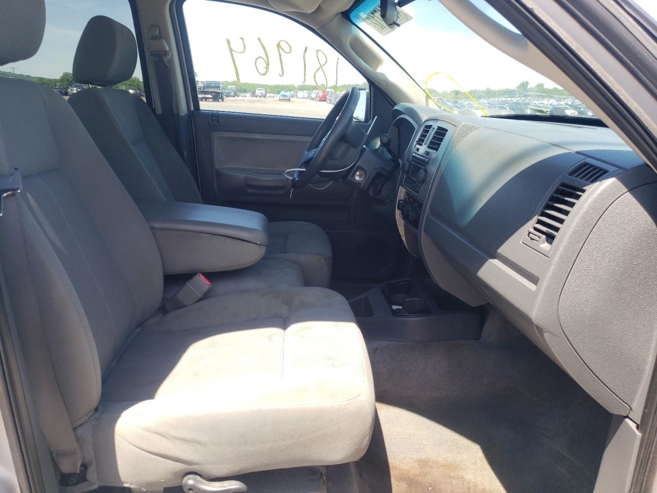 Photo 5 from auction – 2006 DODGE DAKOTA QUA with VIN 1D7HE48K46S556669