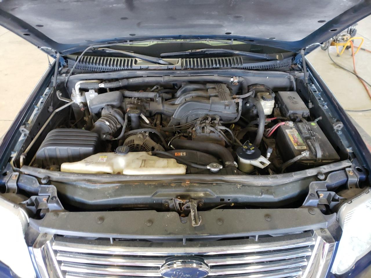 Photo 7 from auction – 2006 FORD EXPLORER X with VIN 1FMEU73E76UA40955
