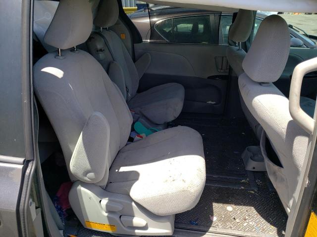 Photo 6 from auction – 2013 TOYOTA SIENNA LE with VIN 5TDKK3DCXDS378161