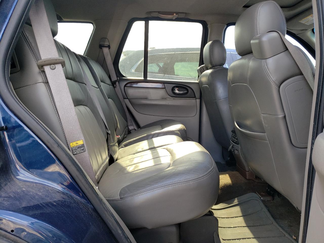 Photo 6 from auction – 2004 GMC ENVOY with VIN 1GKDT13S942165605