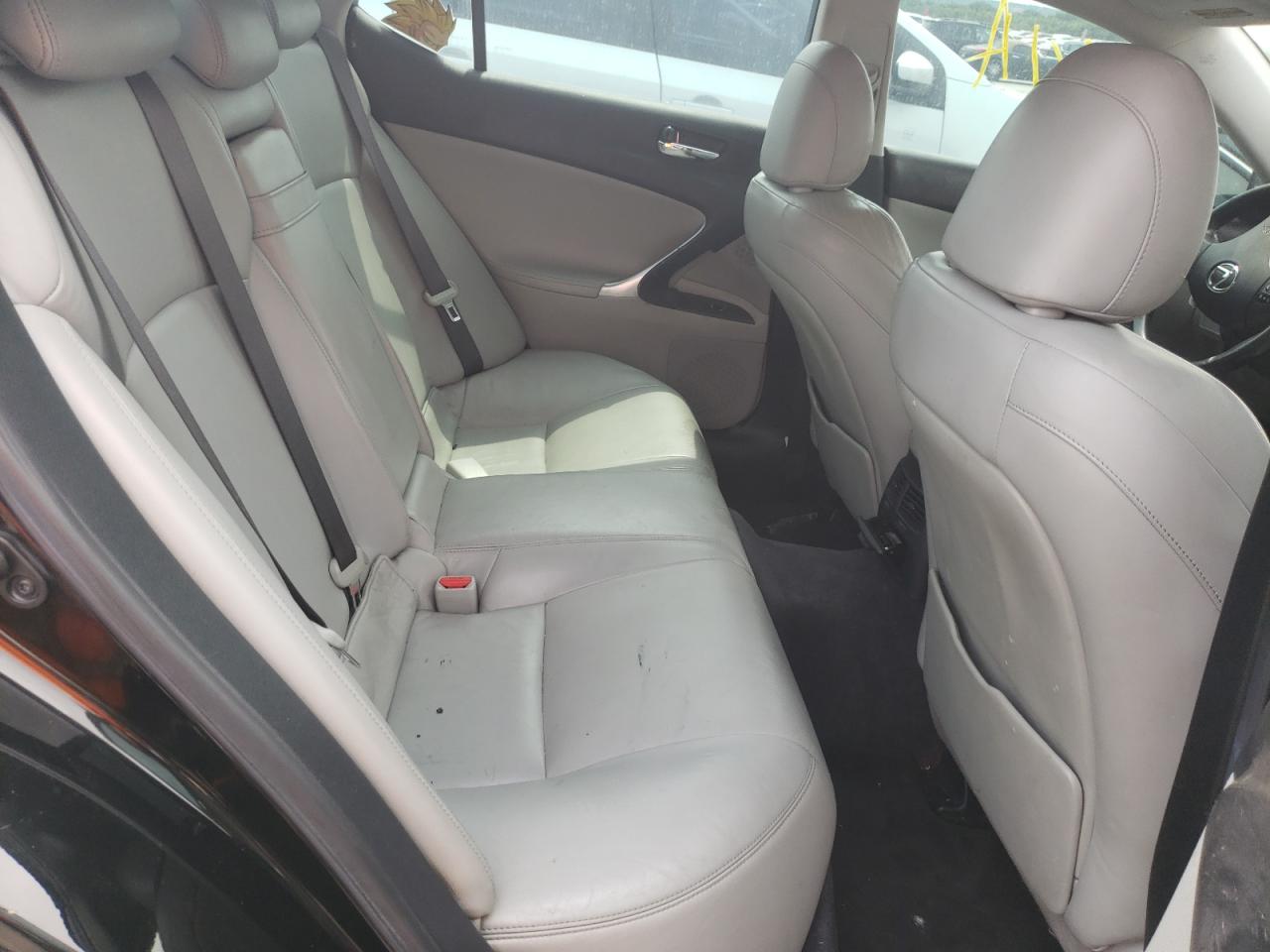 Photo 6 from auction – 2007 LEXUS IS 250 with VIN JTHBK262072043130