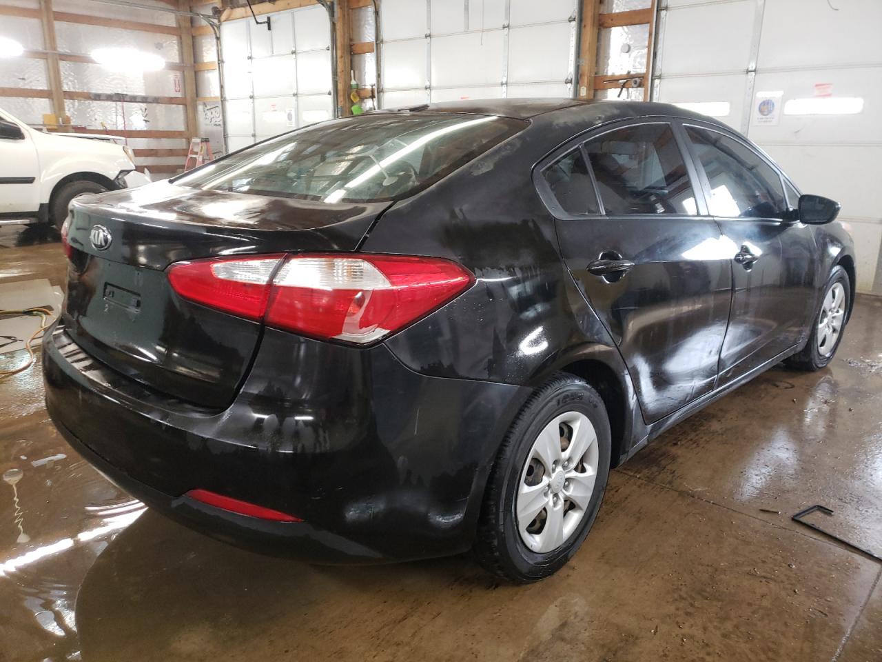 Zdjęcie 4 z aukcji – 2015 KIA FORTE LX z VIN KNAFK4A63F5409309