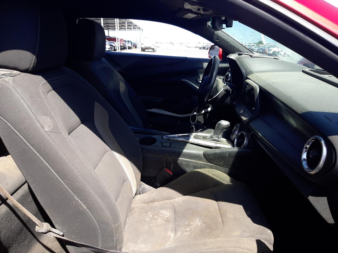 Photo 5 from auction – 2017 CHEVROLET CAMARO LT with VIN 1G1FB1RX7H0213686