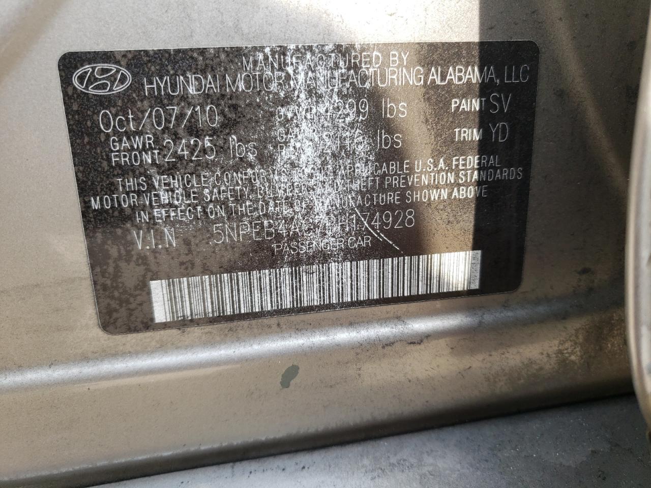 Photo 20 from auction – 2011 HYUNDAI SONATA with VIN 5NPEB4AC7BH174928