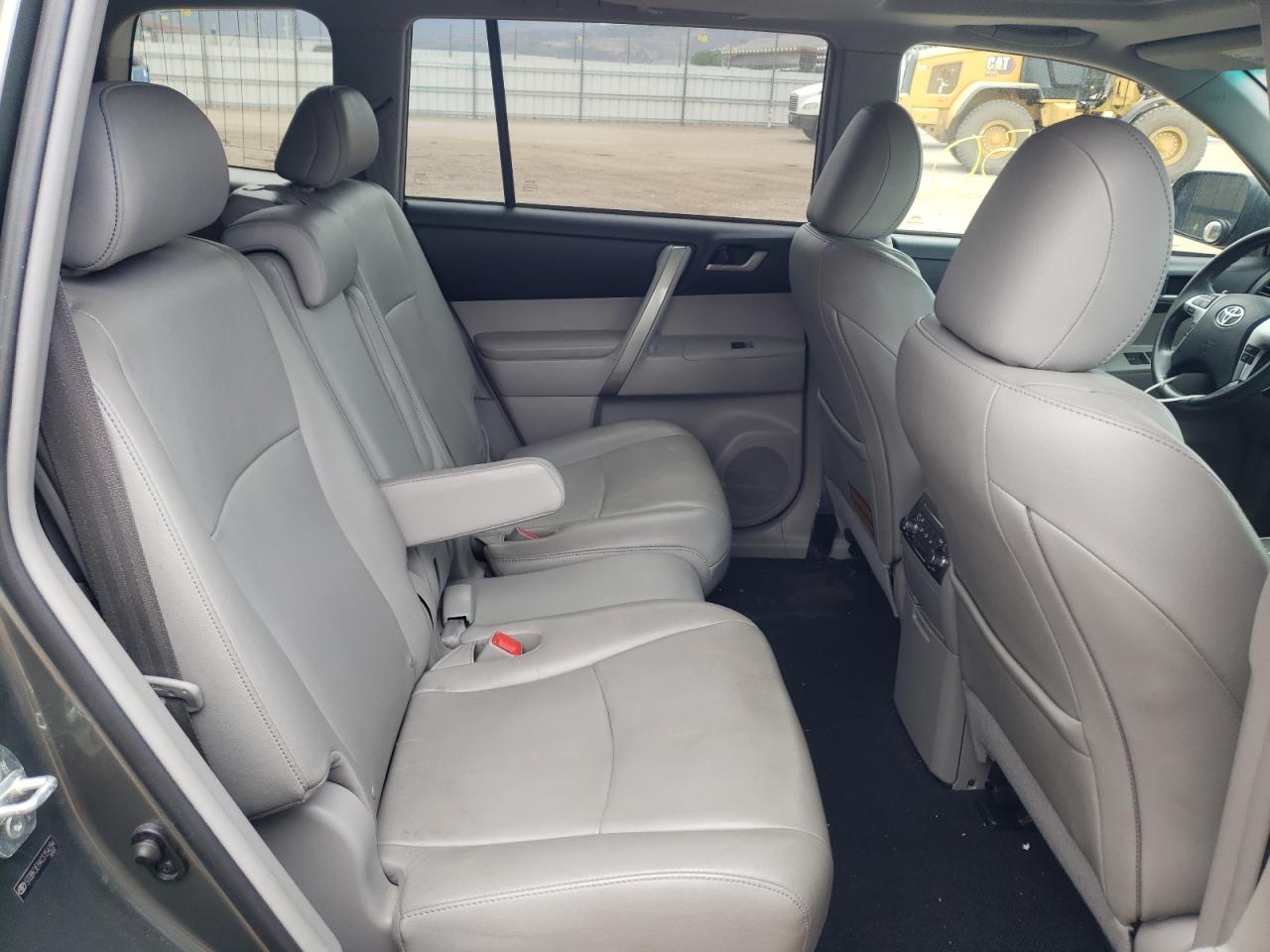 Photo 6 from auction – 2012 TOYOTA HIGHLANDER with VIN 5TDBK3EH4CS154294