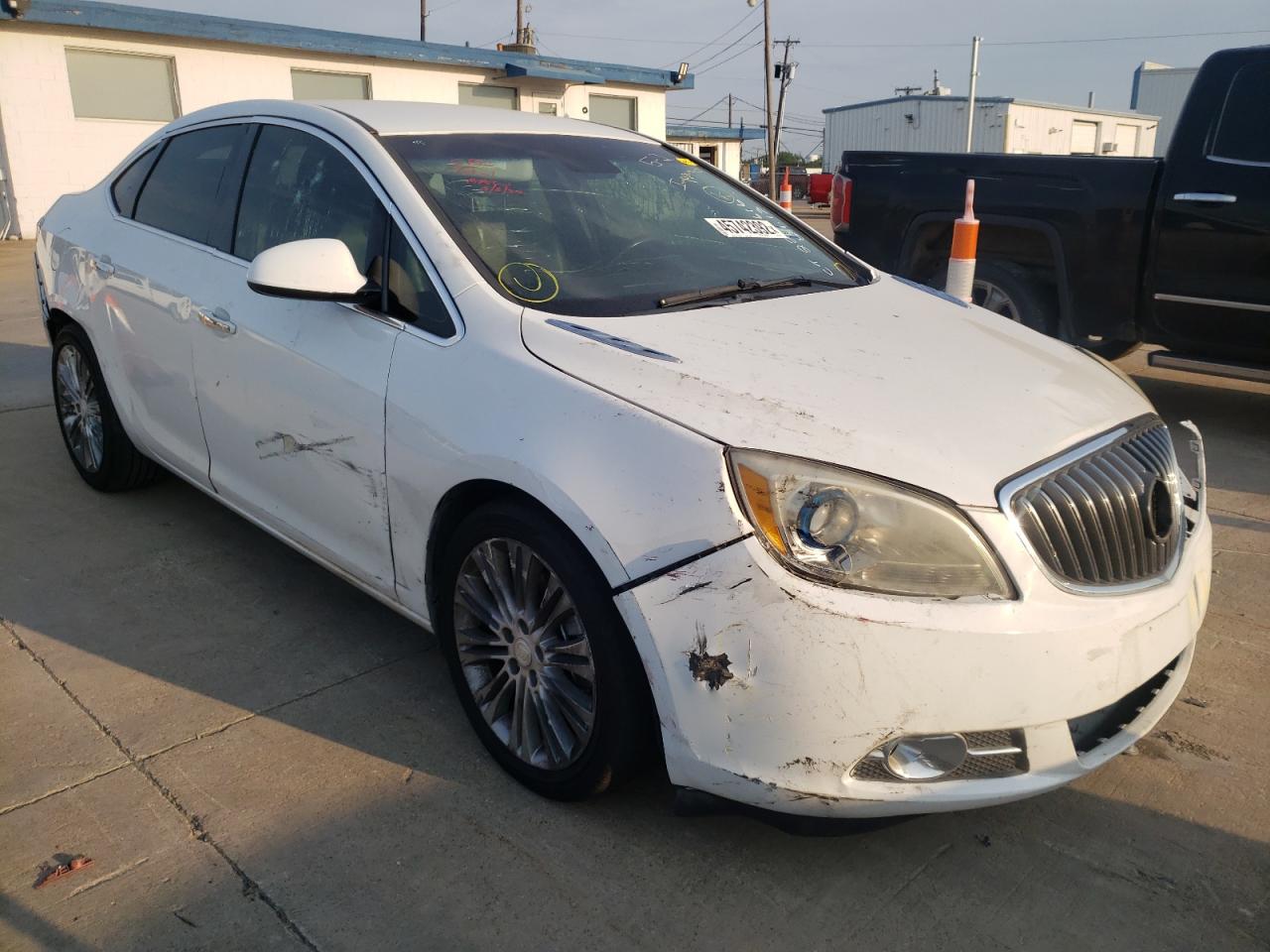 BUICK VERANO 2014 with VIN 1G4PP5SK3E4181547 - Photo from auction