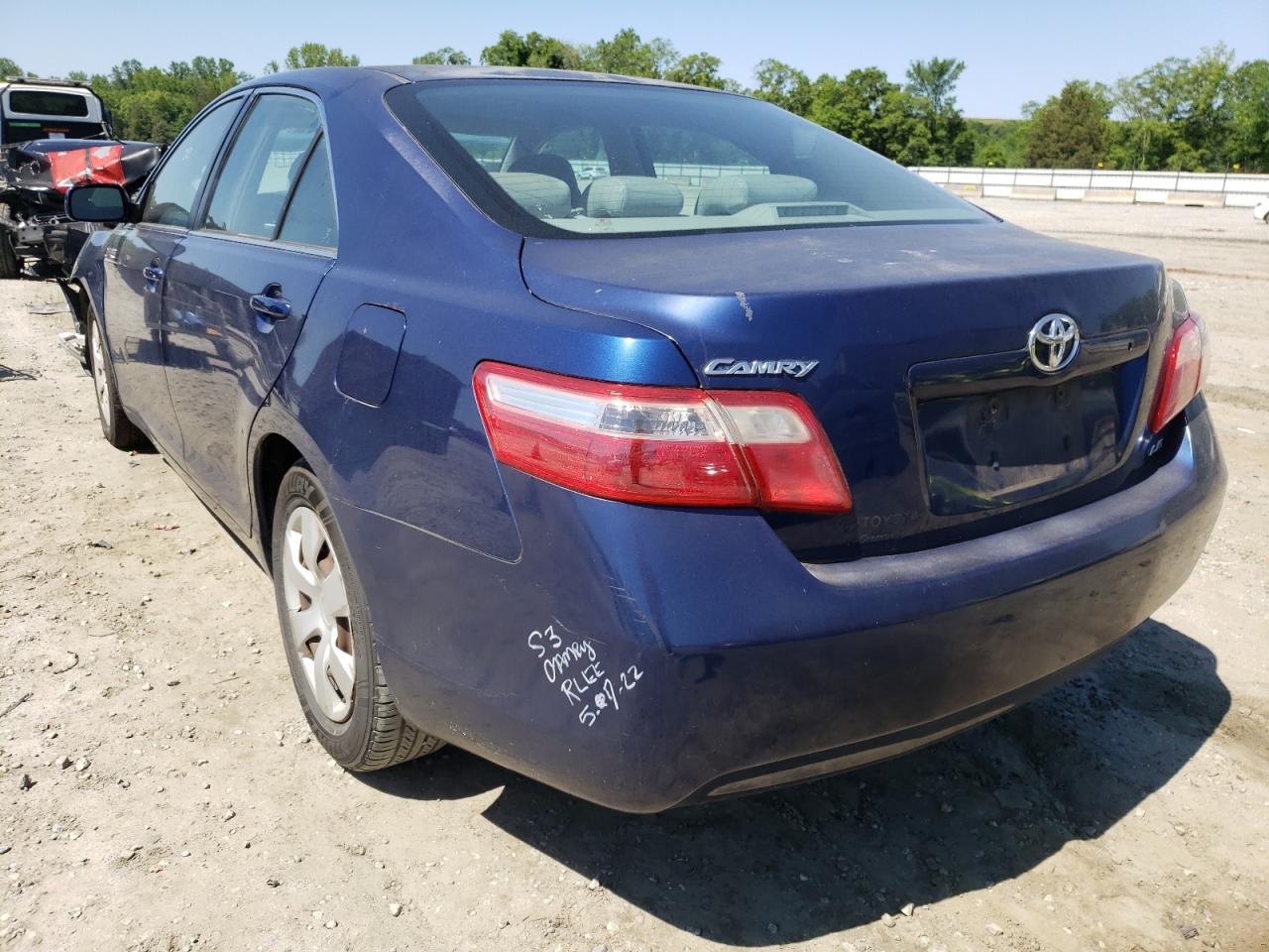 Photo 3 from auction – 2007 TOYOTA CAMRY CE with VIN 4T1BE46K17U044002