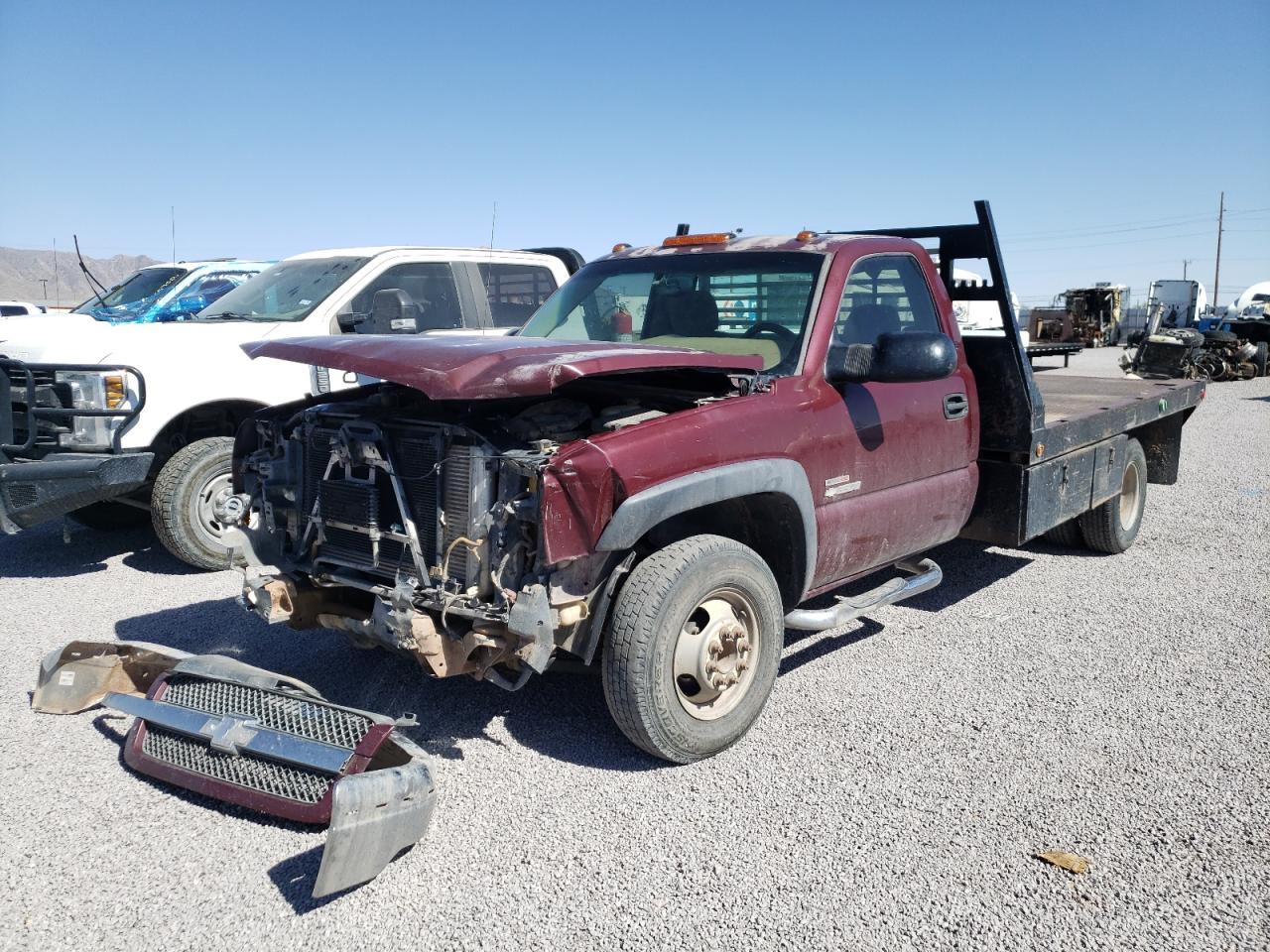 Photo 2 from auction – 2003 CHEVROLET SILVERADO with VIN 1GBJC34173E263159