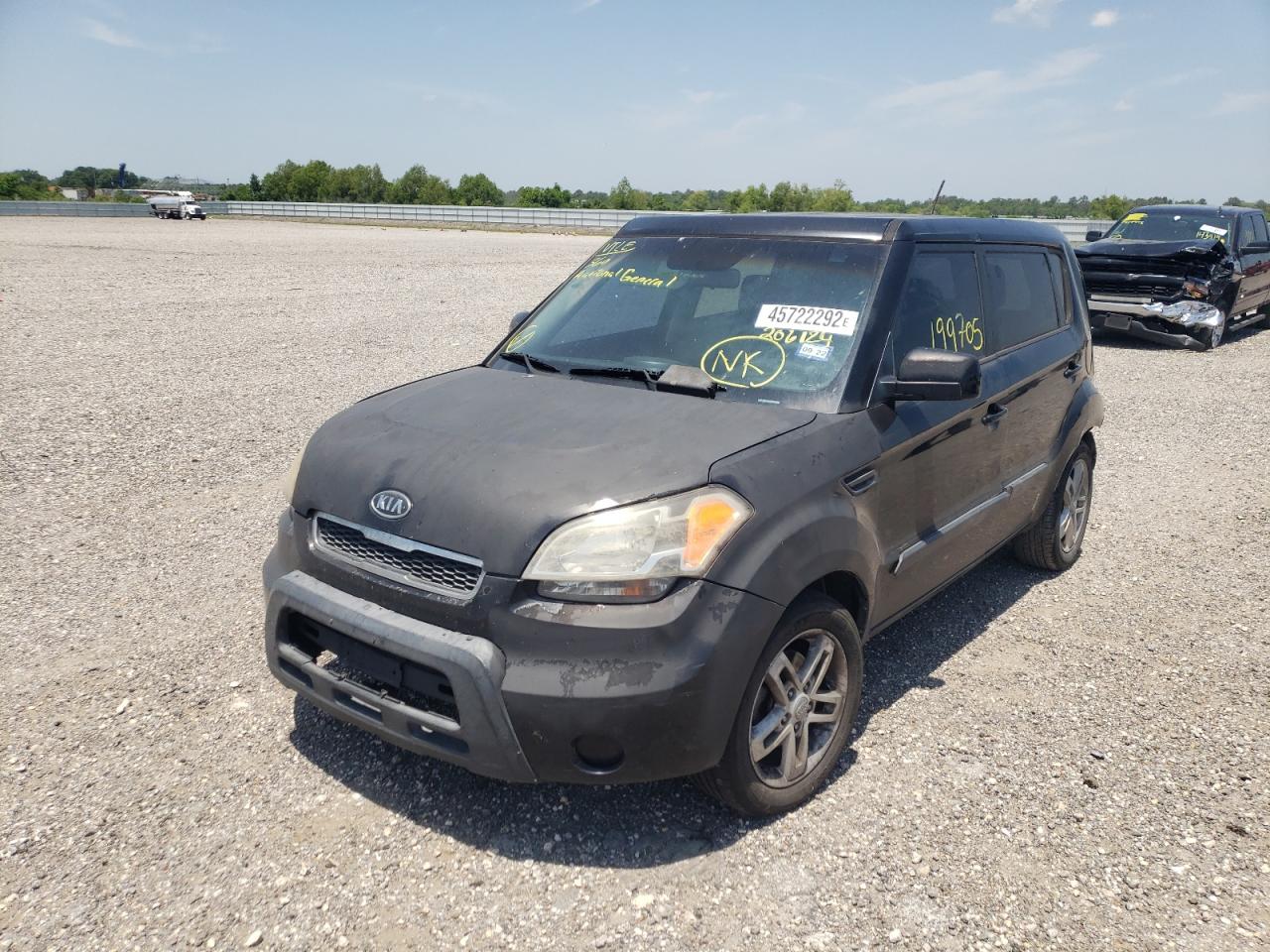 Photo 12 from auction – 2011 KIA SOUL with VIN KNDJT2A23B7206124