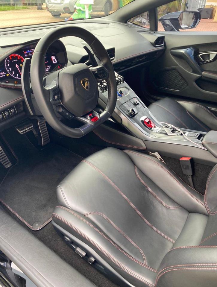 Photo 9 from auction – 2015 LAMBORGHINI HURACAN with VIN ZHWUC1ZF6FLA01175