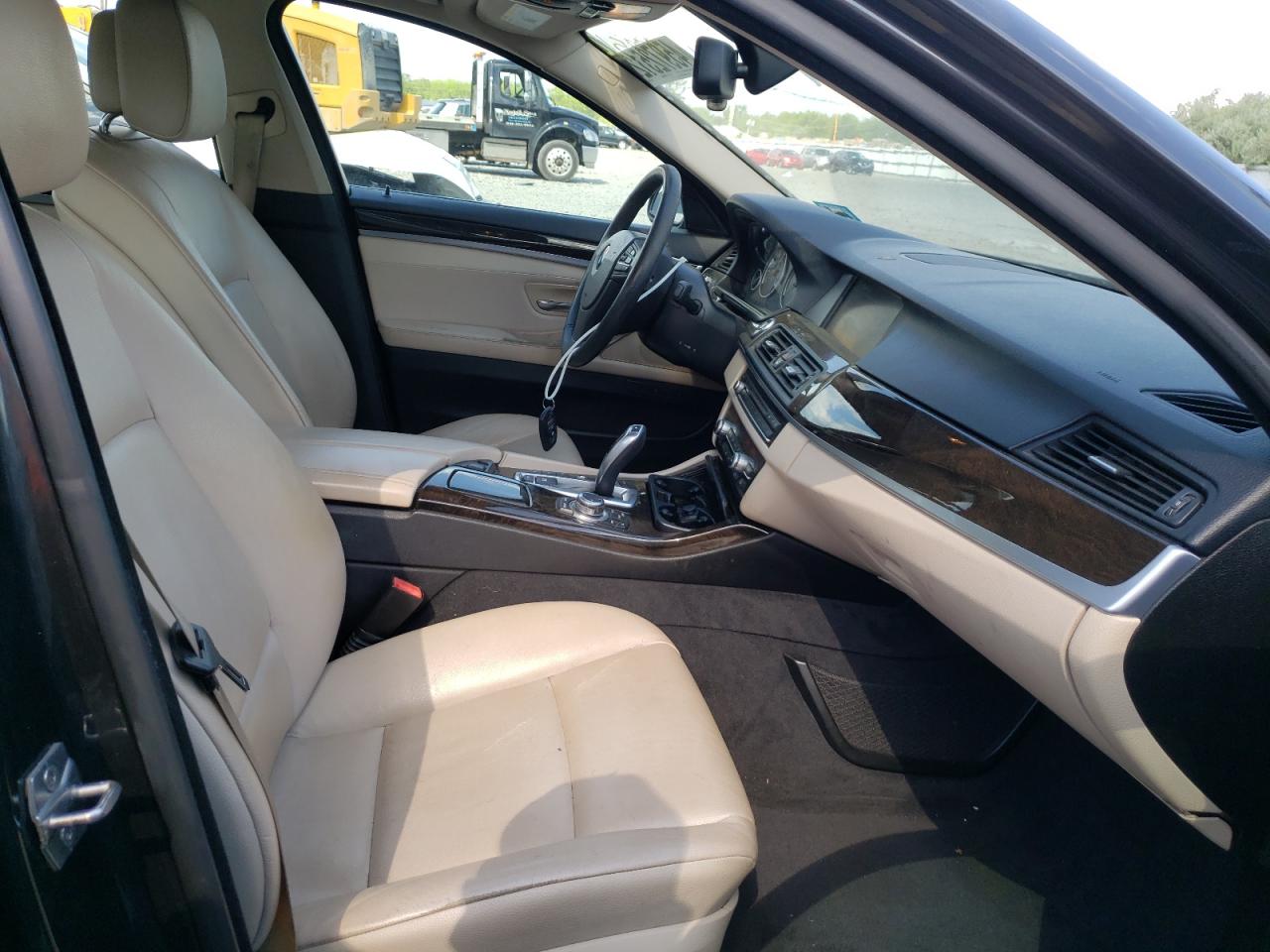 Фото 5 с аукциона – 2013 BMW 535 XI с VIN WBAFU7C56DDU71063