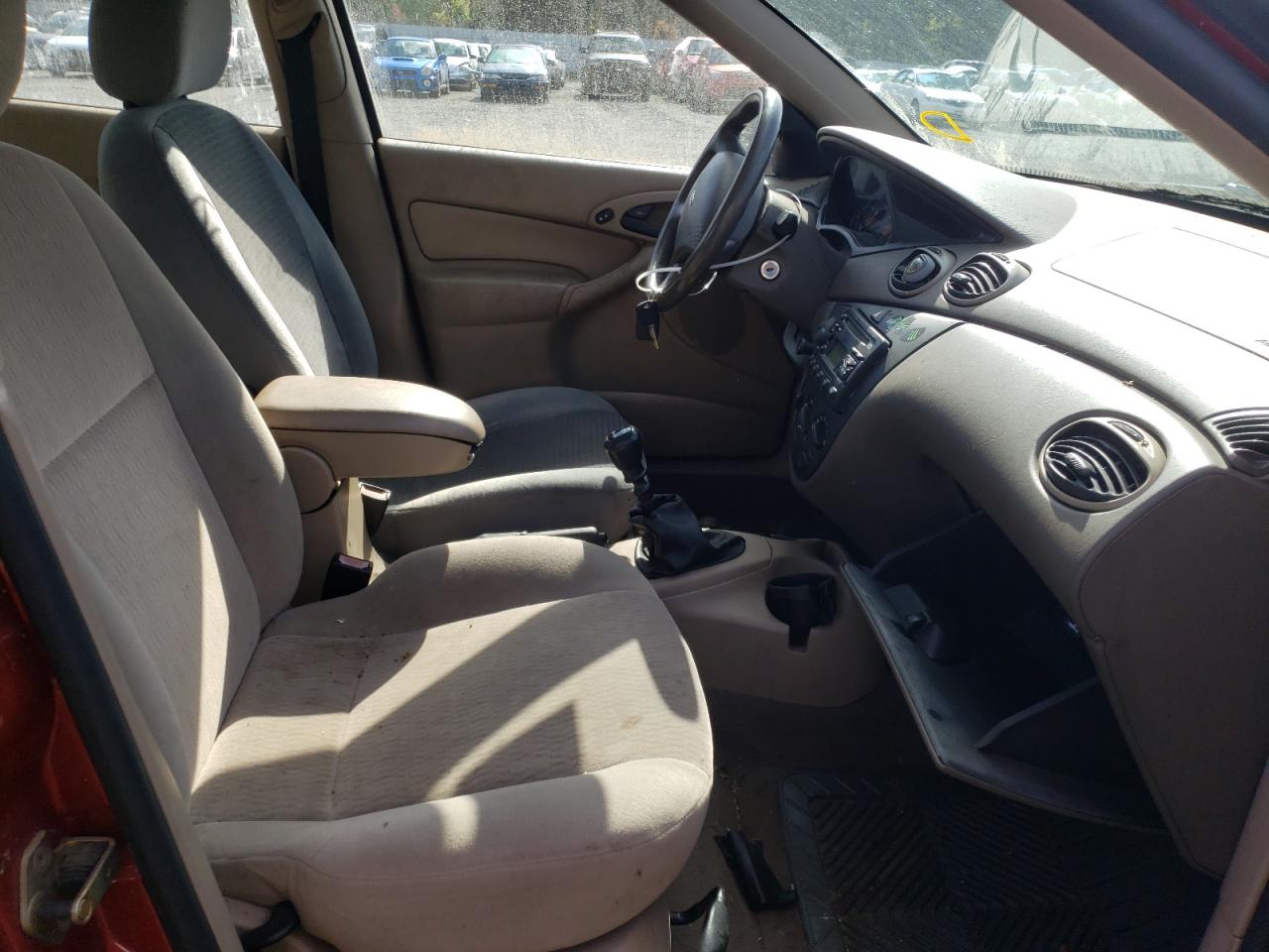 Photo 5 from auction – 2001 FORD FOCUS SE with VIN 1FAFP34351W336016