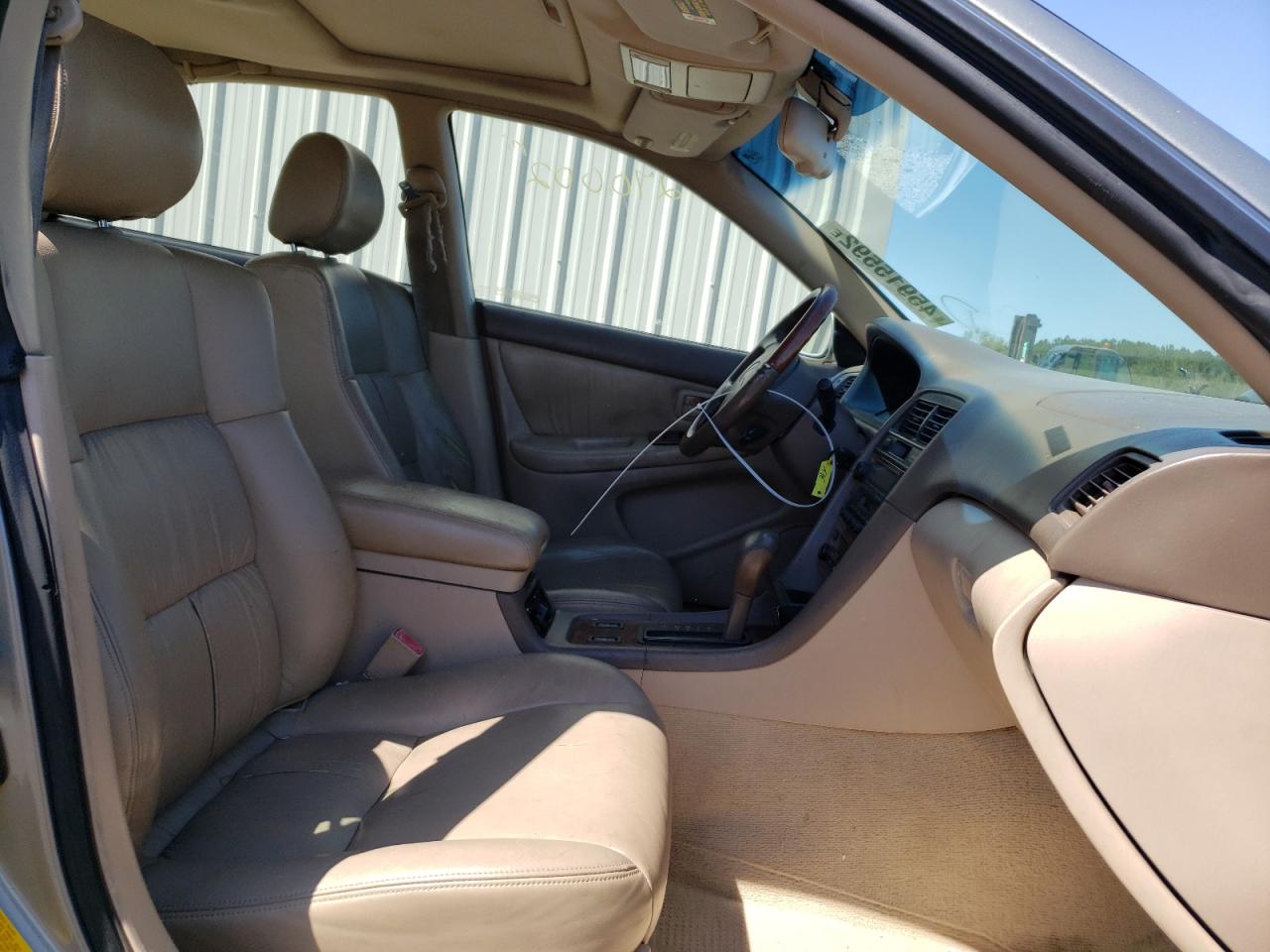 Photo 5 from auction – 2001 LEXUS ES 300 with VIN JT8BF28G810334006