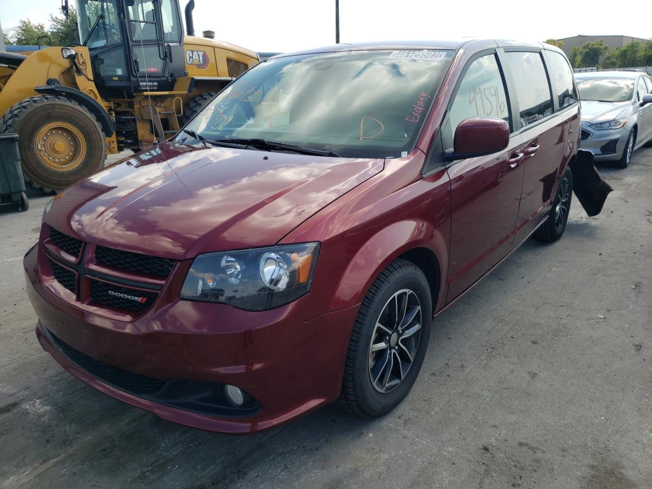 Photo 2 from auction – 2019 DODGE GRAND CARA with VIN 2C4RDGEG4KR536694