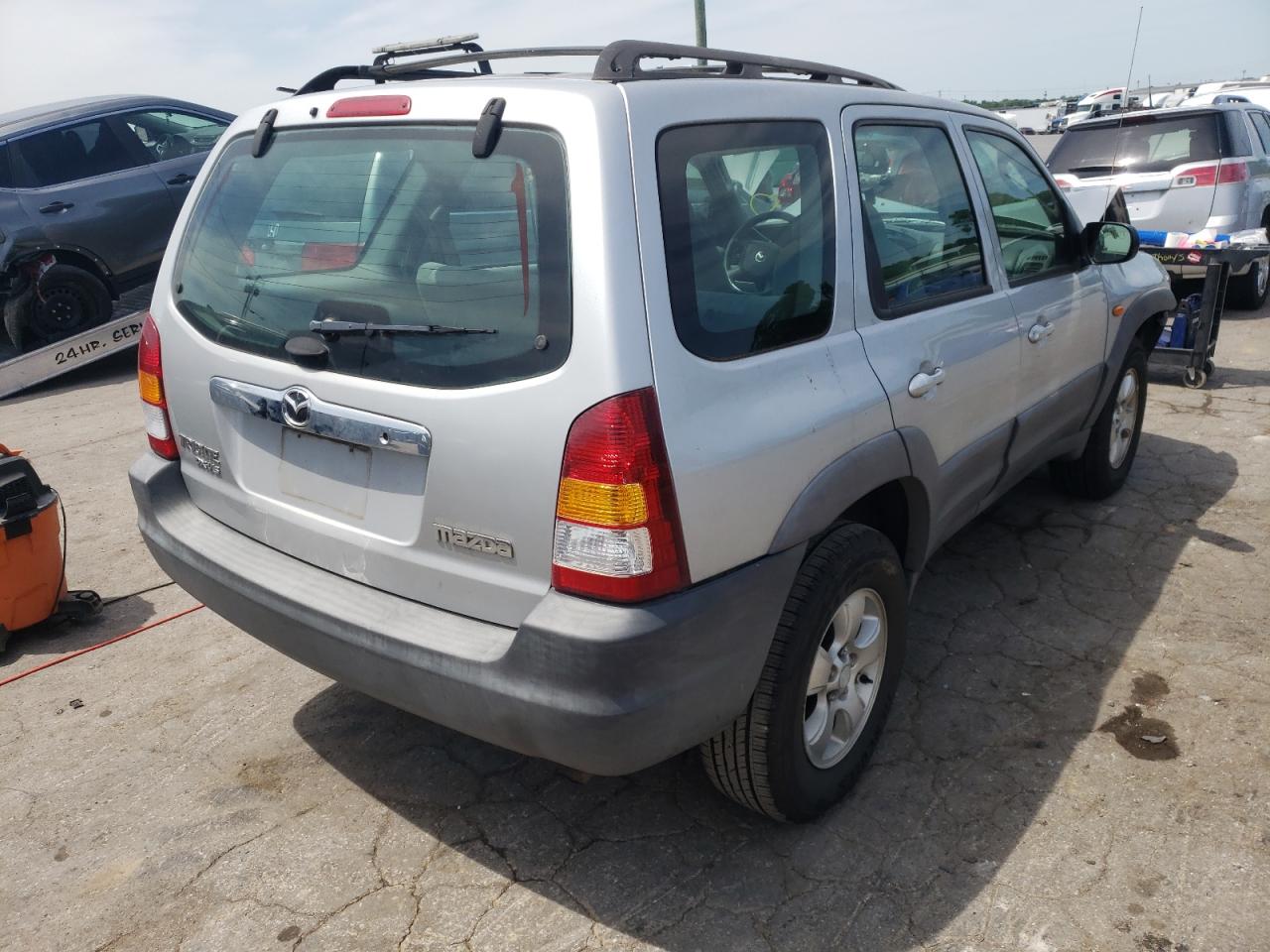 Photo 4 from auction – 2001 MAZDA TRIBUTE DX with VIN 4F2YU07171KM04215