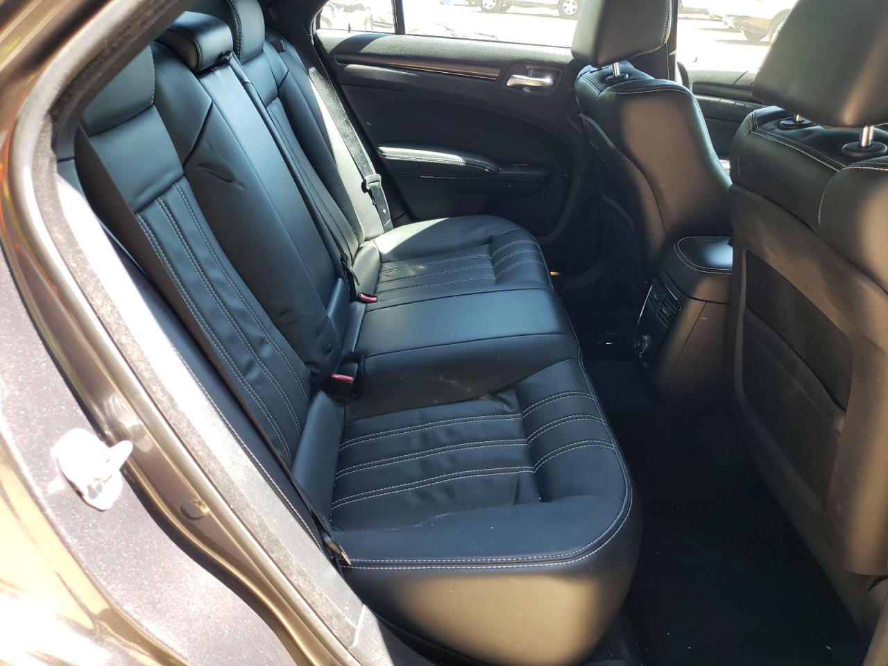 Фото 6 с аукциона – 2014 CHRYSLER 300 S с VIN 2C3CCABGXEH378922