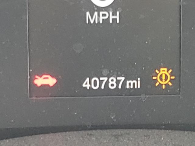 Photo 8 from auction – 2018 JEEP RENEGADE L with VIN ZACCJBBB4JPJ35866