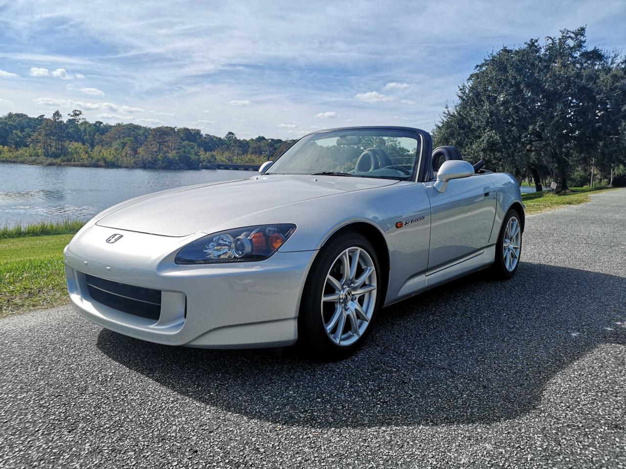 Photo 2 from auction – 2004 HONDA S2000 with VIN JHMAP21424T004230