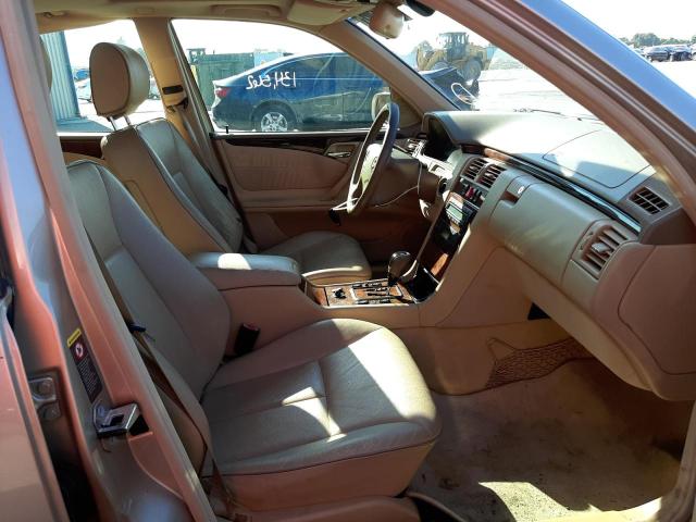 Photo 5 from auction – 2002 MERCEDES-BENZ E 320 with VIN WDBJF65J12B470177