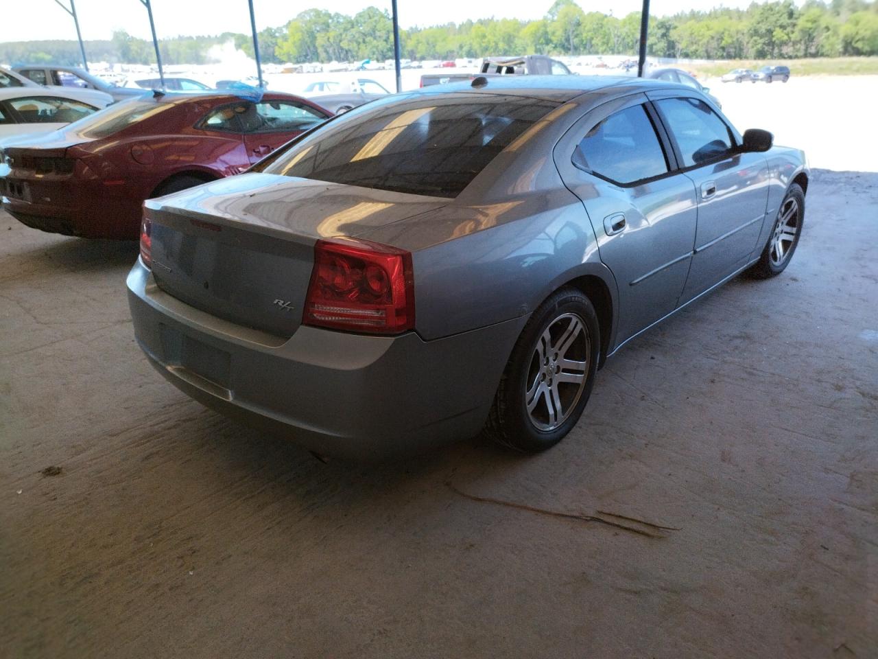 Photo 4 from auction – 2006 DODGE CHARGER R/ with VIN 2B3KA53H76H252595
