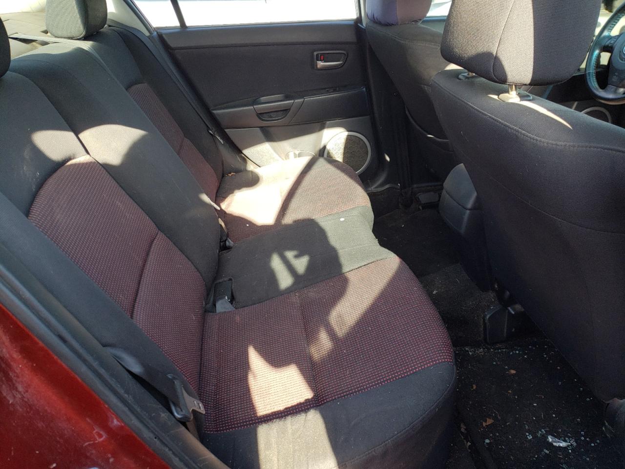 Photo 6 from auction – 2006 MAZDA 3 S with VIN JM1BK123561516356