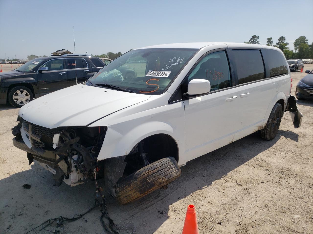 Photo 2 from auction – 2019 DODGE GRAND CARA with VIN 2C4RDGEG5KR769600