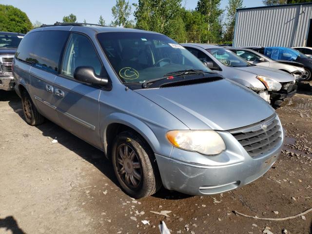 CHRYSLER TOWN & COU 2005 with VIN 2C4GP54L45R237258 - Photo from auction