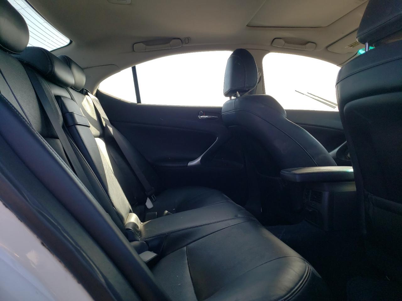 Photo 18 from auction – 2013 LEXUS IS 250 with VIN JTHBF5C28D5191921