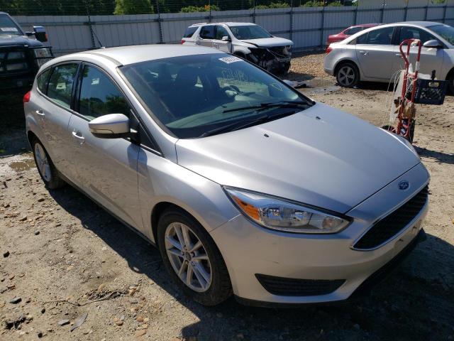 Foto 1 de la subasta – 2015 FORD FOCUS SE con VIN 1FADP3K25FL382259