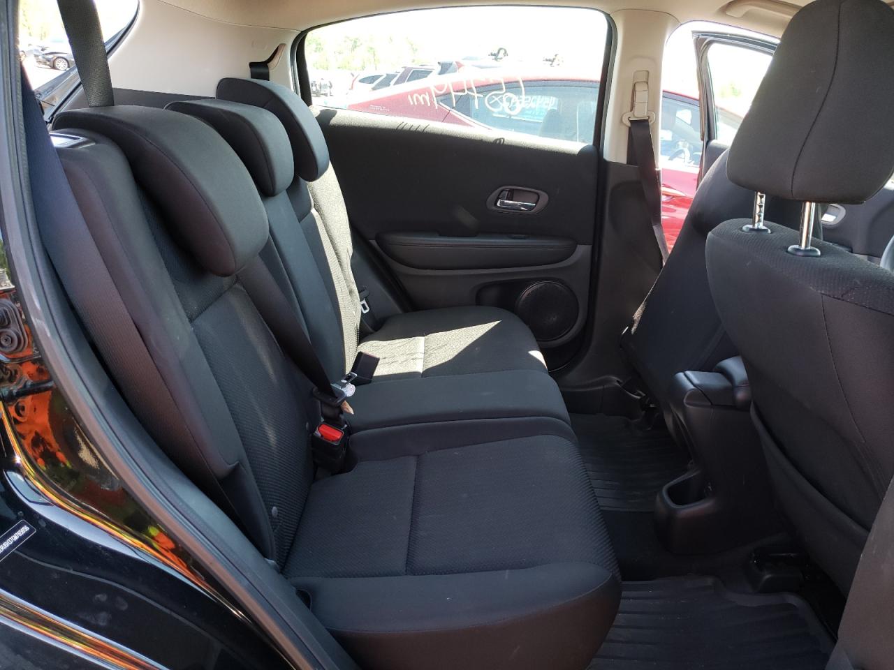 Photo 6 from auction – 2016 HONDA HR-V LX with VIN 3CZRU6H37GM765656