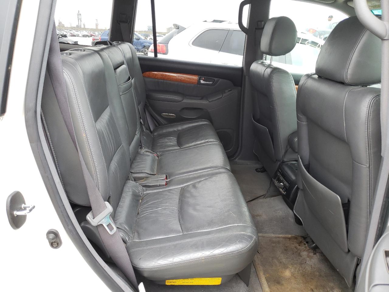 Photo 6 from auction – 2005 LEXUS GX 470 with VIN JTJBT20X650073368