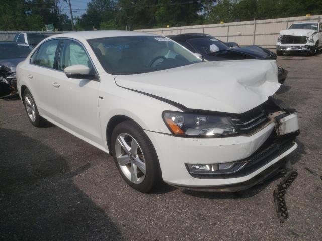 VOLKSWAGEN PASSAT S 2015 with VIN 1VWAS7A34FC107279 - Photo from auction